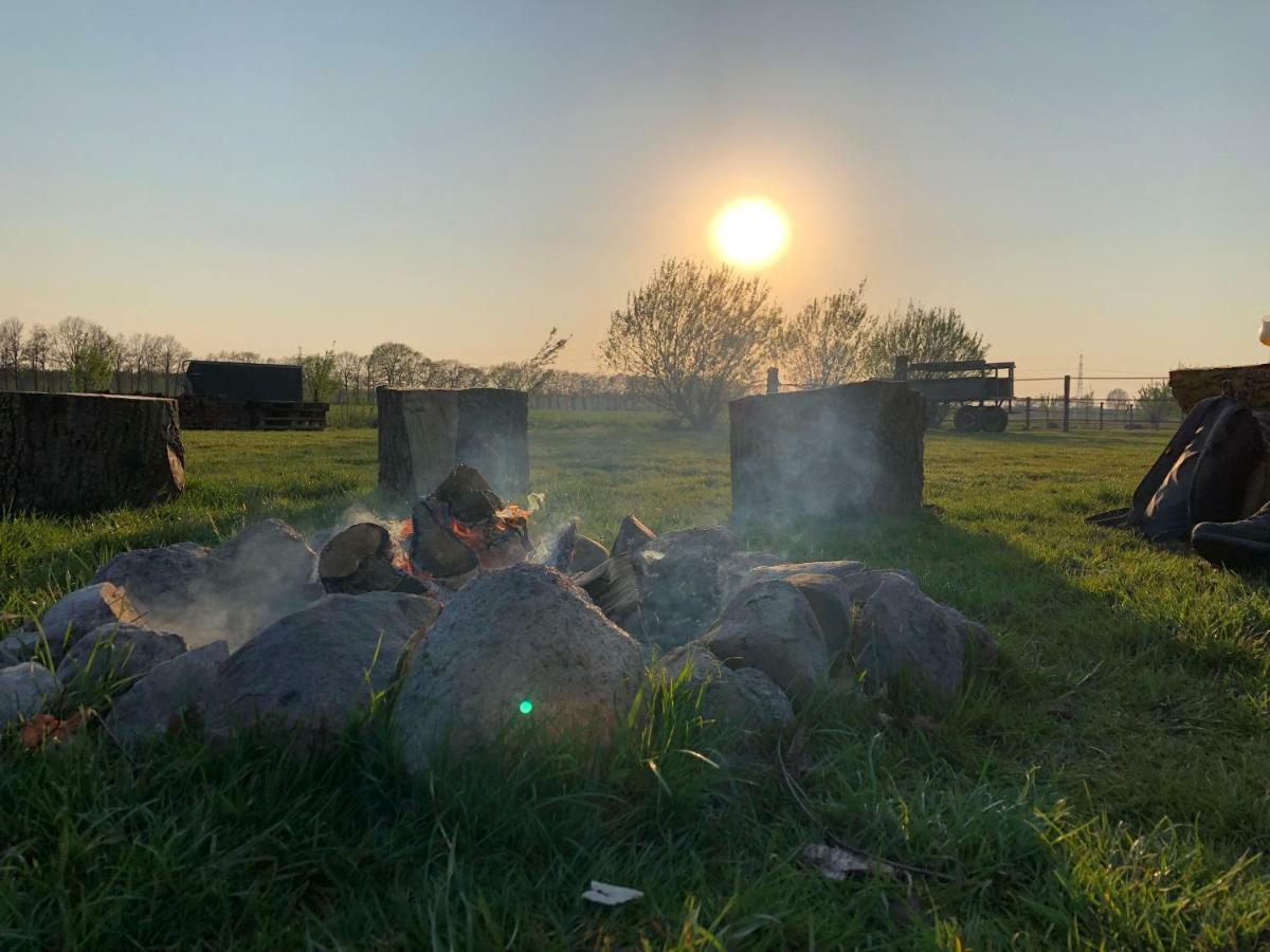 Ingerichte De Waard Tent - 5 Personen Beilen Exterior foto